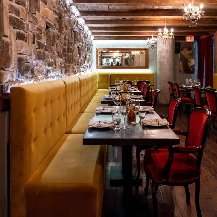 Photo credit: opentable