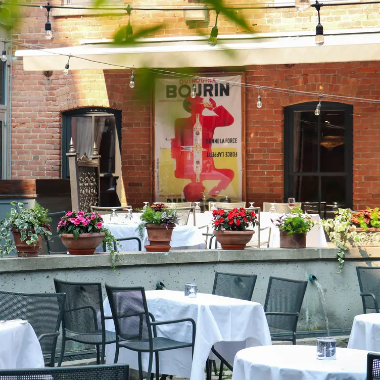 Photo credit: opentable