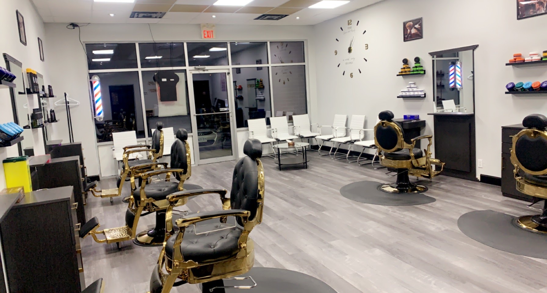 Golden clips barbershop