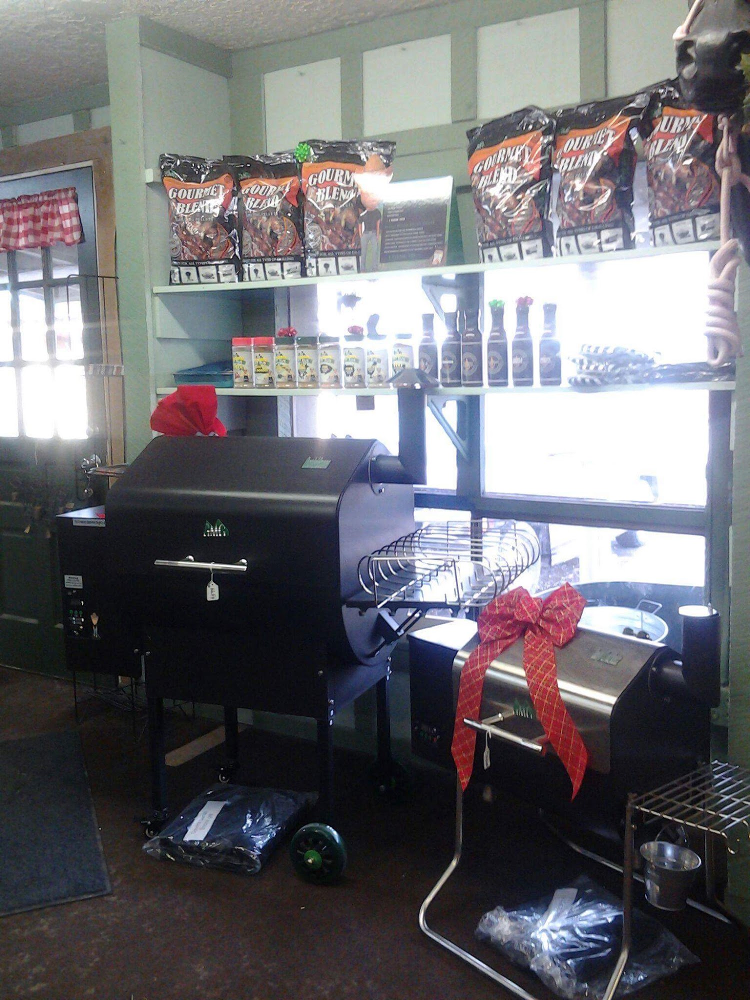 La Pine Feed & Pet Supply, LLC La Pine