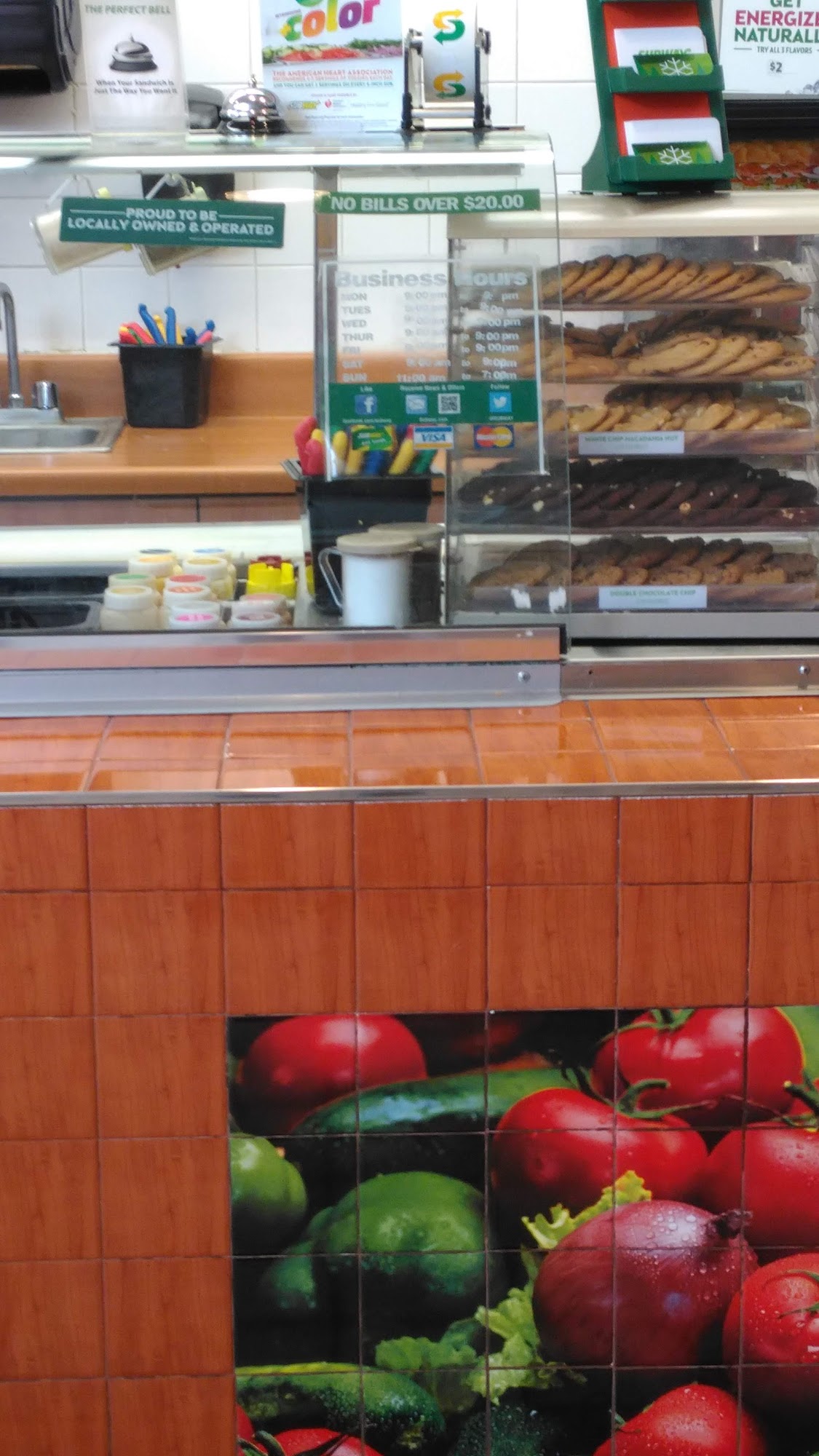 Subway (Rogue Valley Mall)