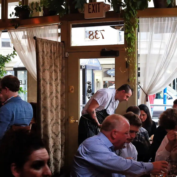 Photo credit: opentable