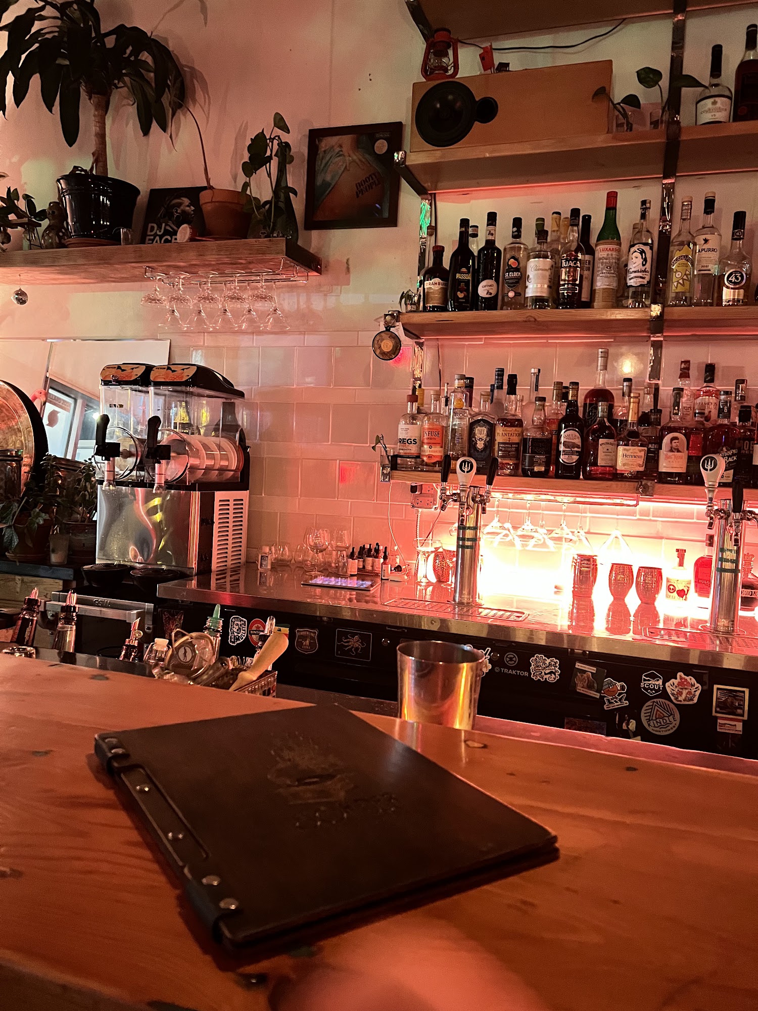 The Sonder Bar