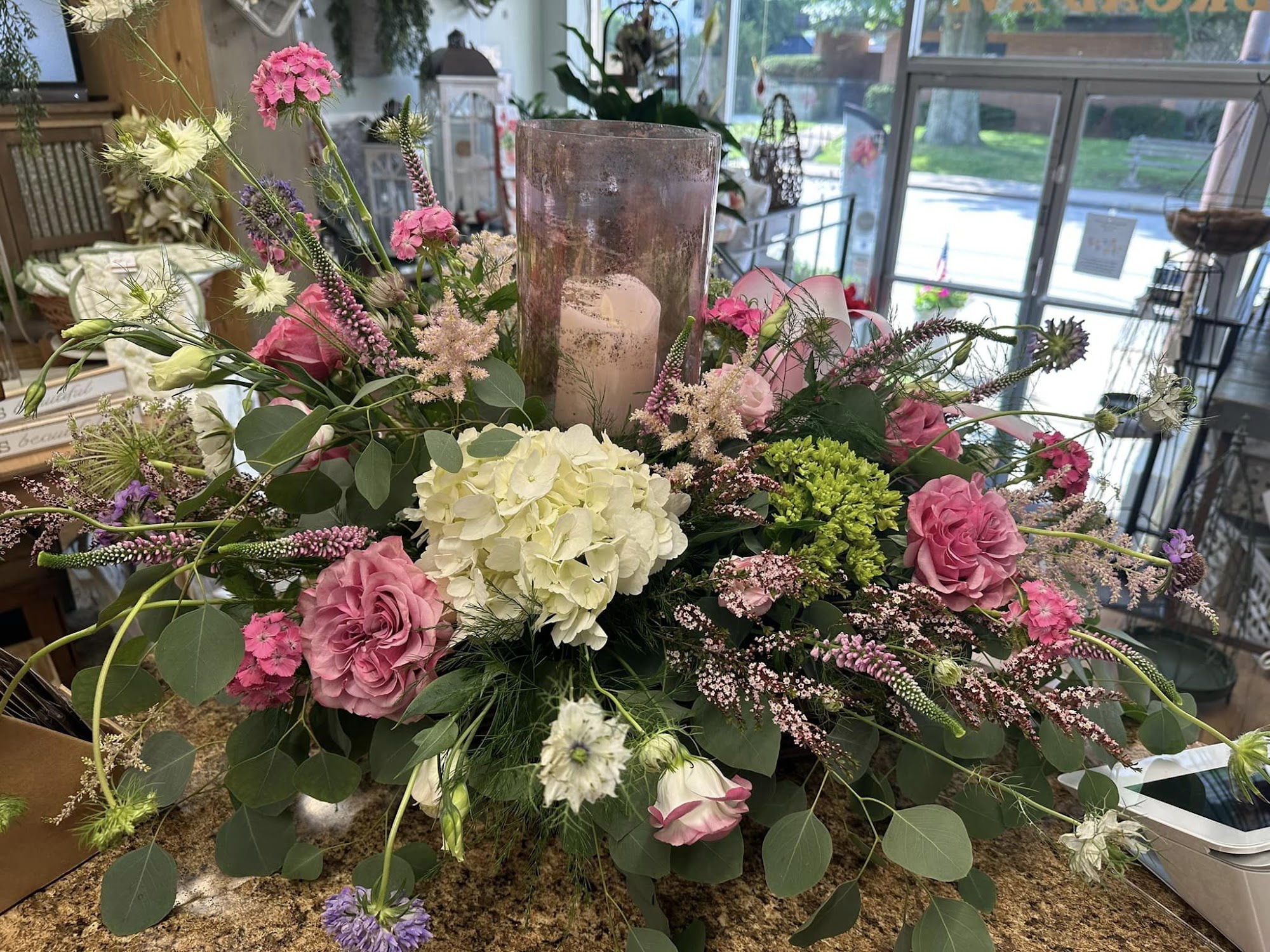 Creative Elegance Floral Decor and Gifts 719 Broad Ave, Belle Vernon Pennsylvania 15012