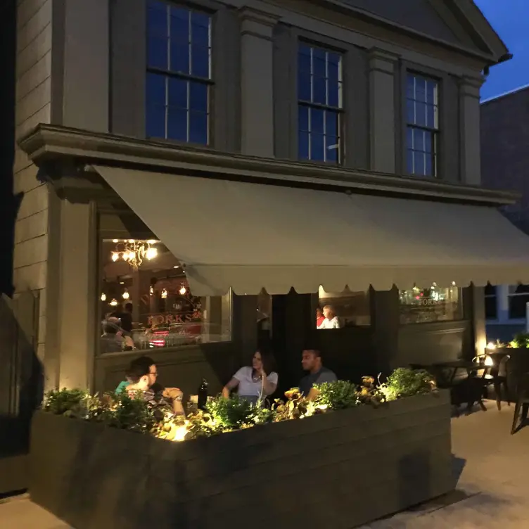 Photo credit: opentable
