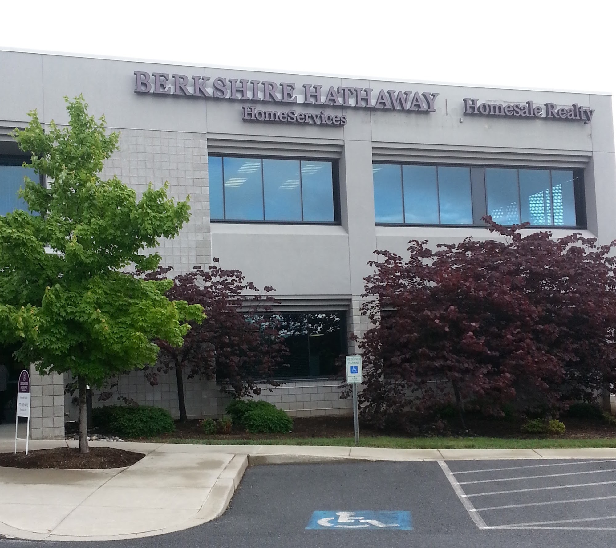 Berkshire Hathaway HomeServices Homesale Realty I North Pointe Lancaster