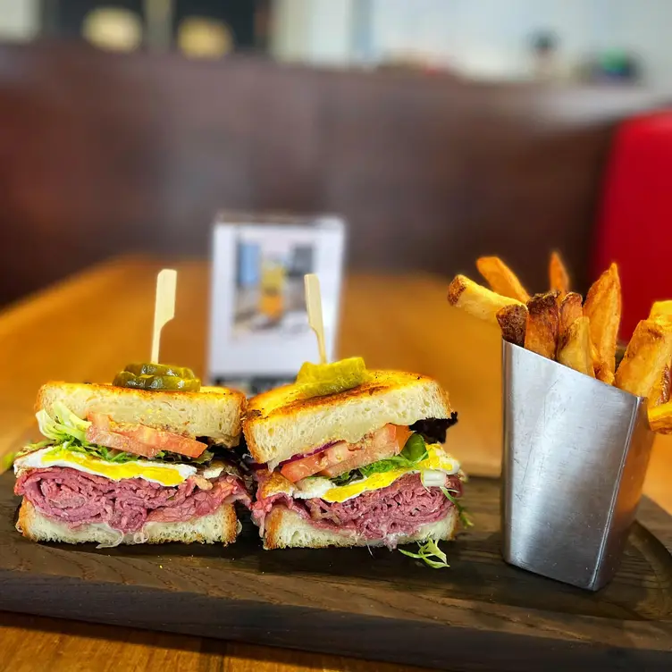 Photo credit: opentable