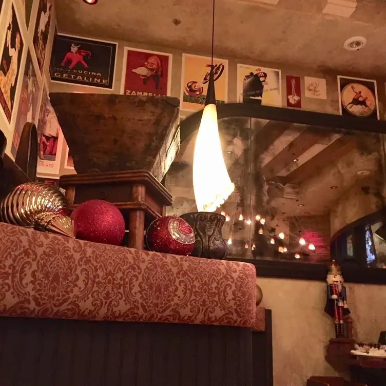 Photo credit: opentable