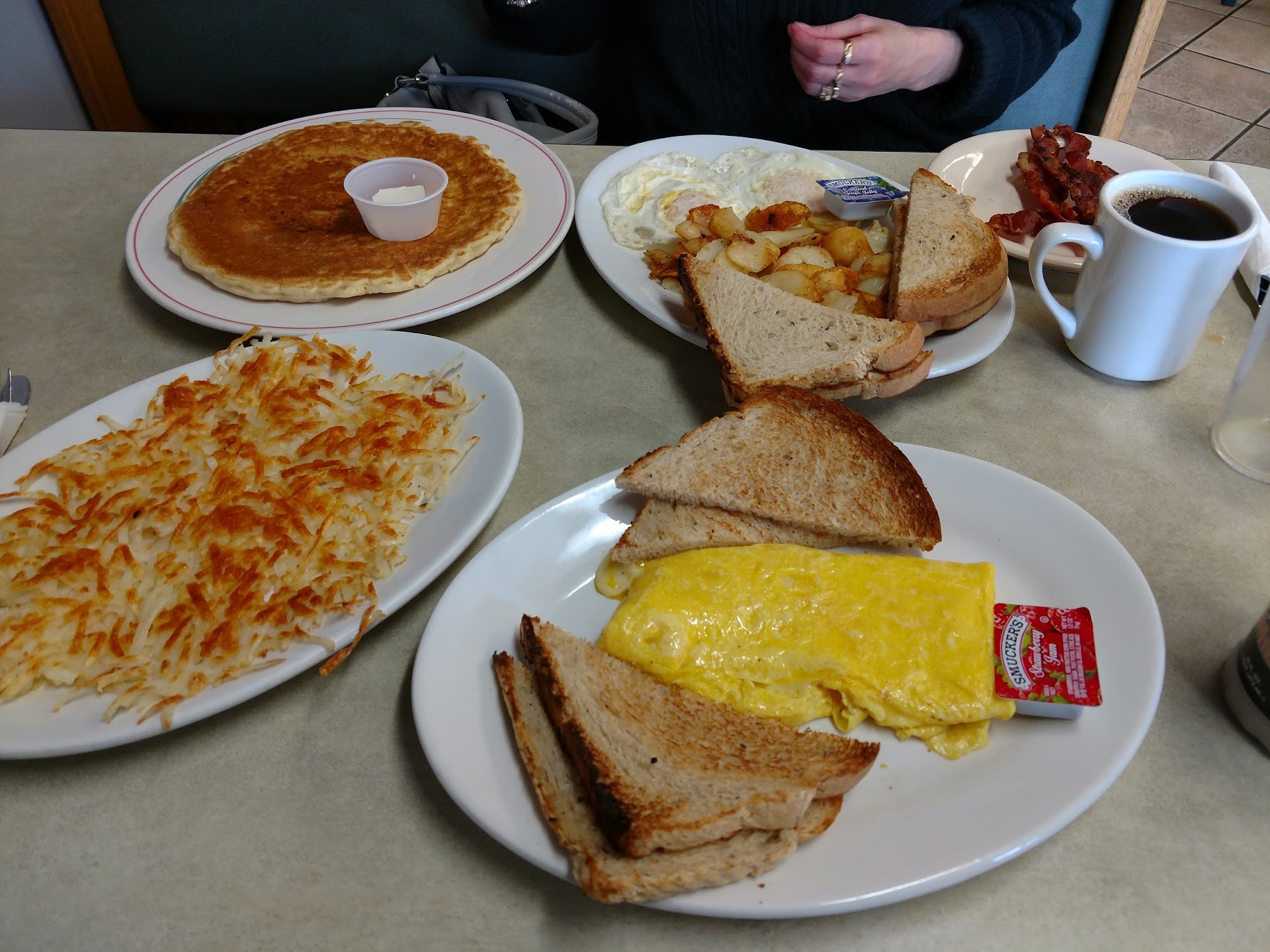 Donna's Restaurant, Williamsport - Menu, Reviews (68), Photos (13 ...