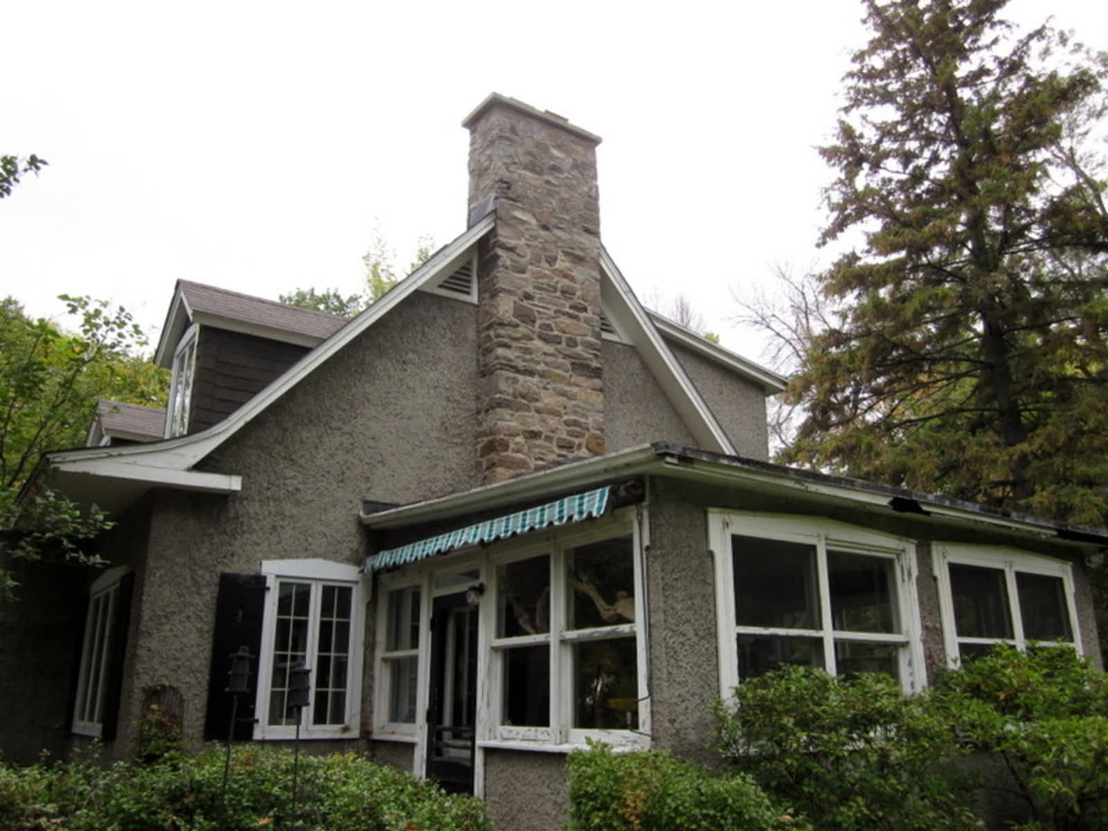 Photo credit: yellowpages.ca