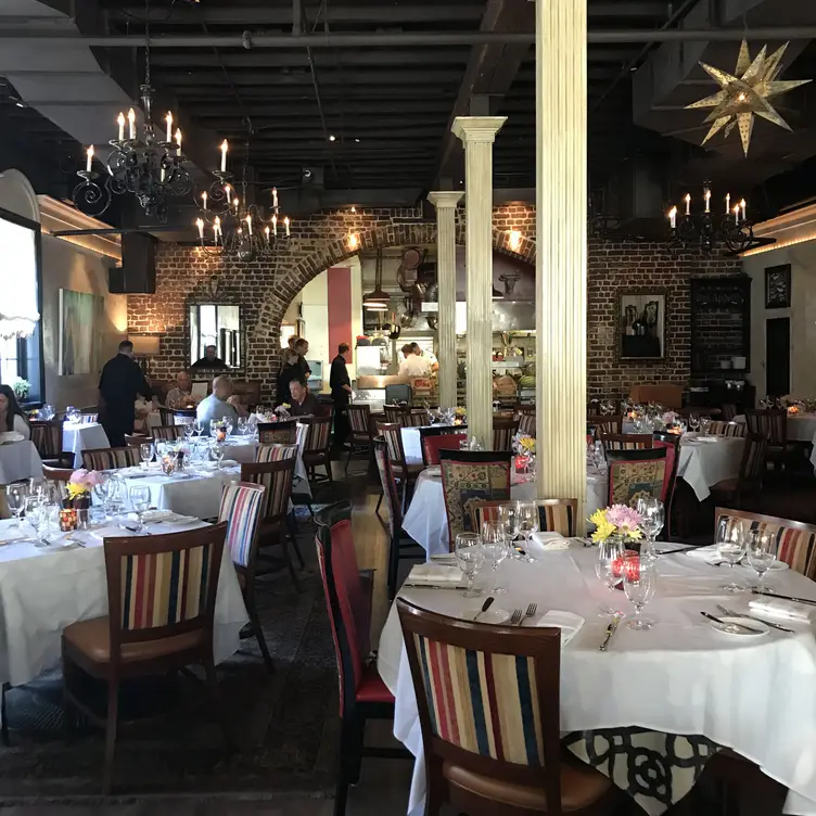 Photo credit: opentable