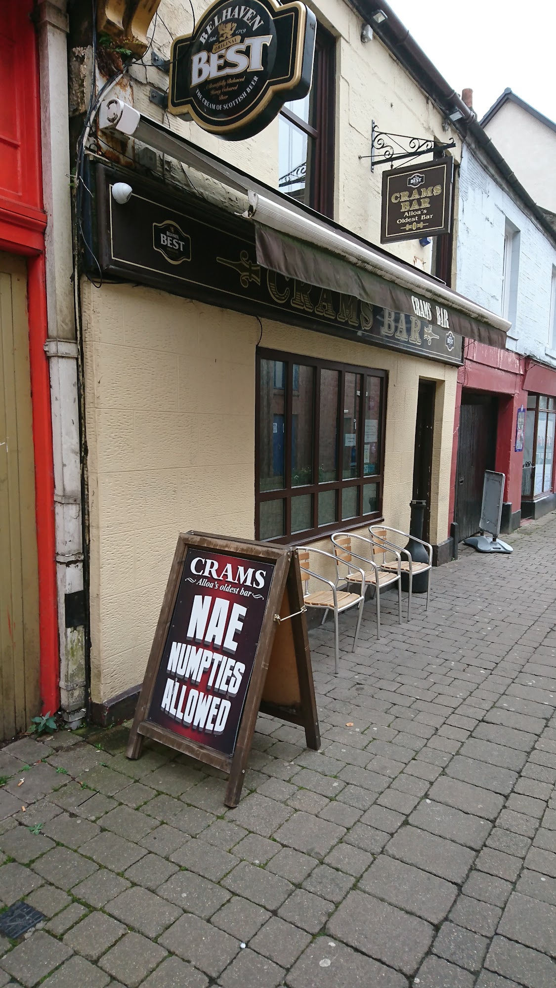 Crams Bar 8-10 Candleriggs, Alloa