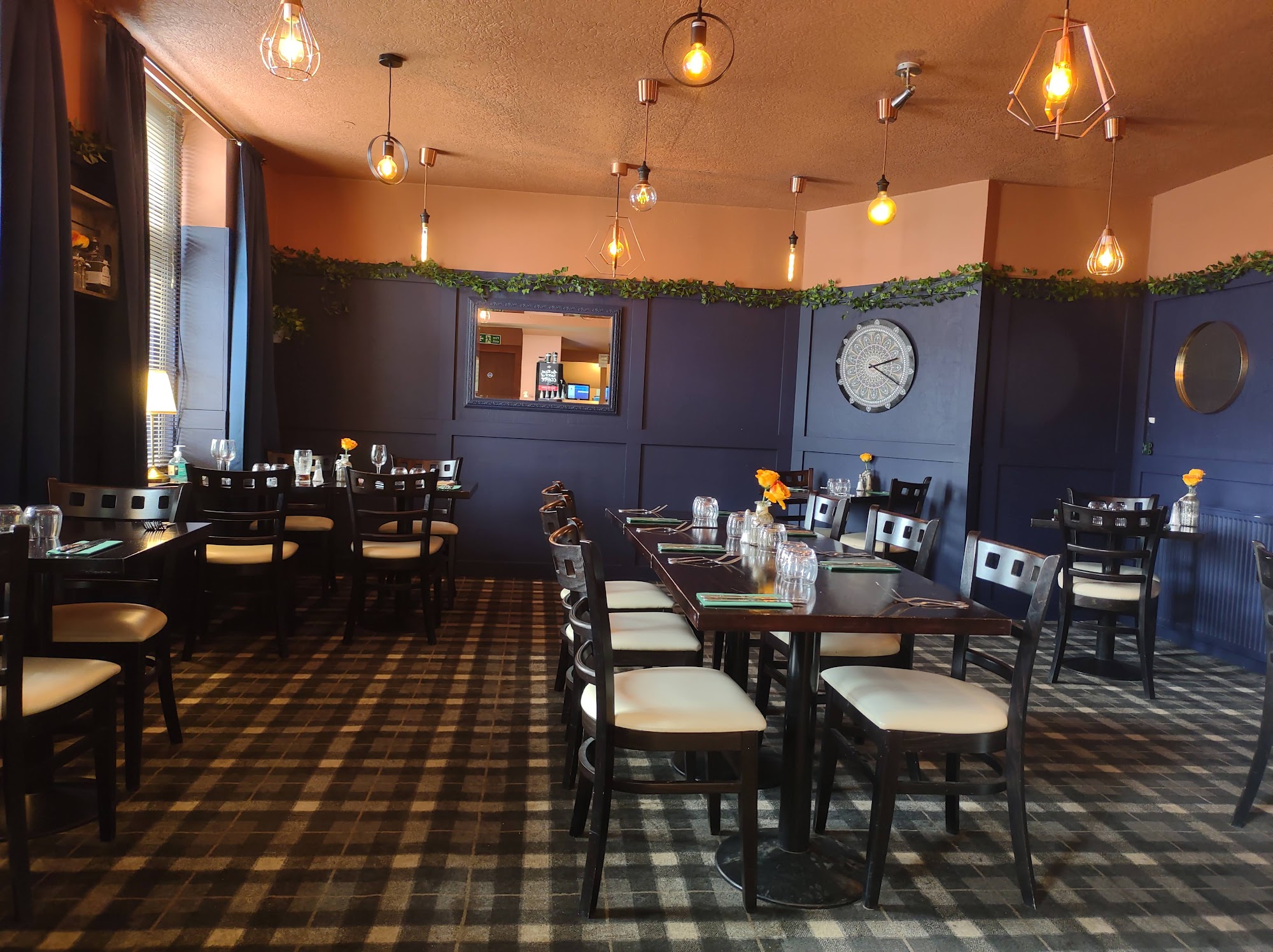 The Old Cross Inn Alyth Rd, Rattray, Blairgowrie
