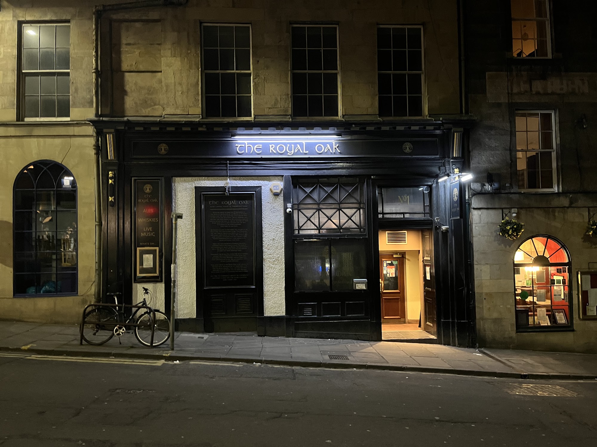 The Royal Oak 1 Infirmary St, Edinburgh