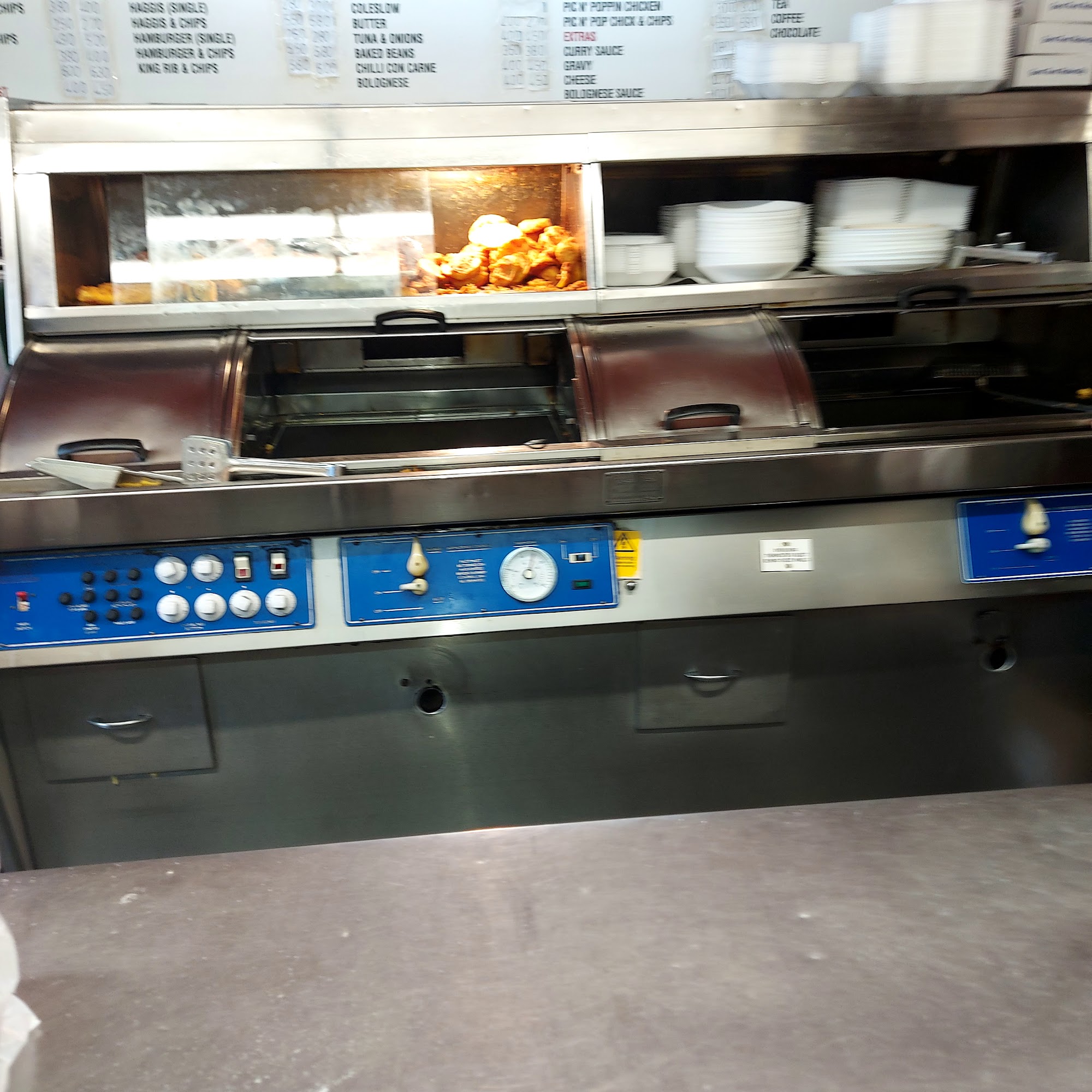 Quincy's Fast Food 17 W Stewart St, Greenock