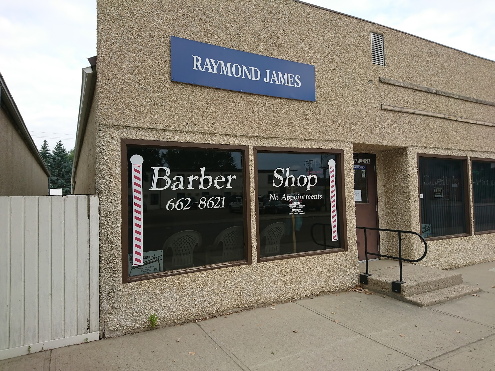 Lorne's Barber Shop
