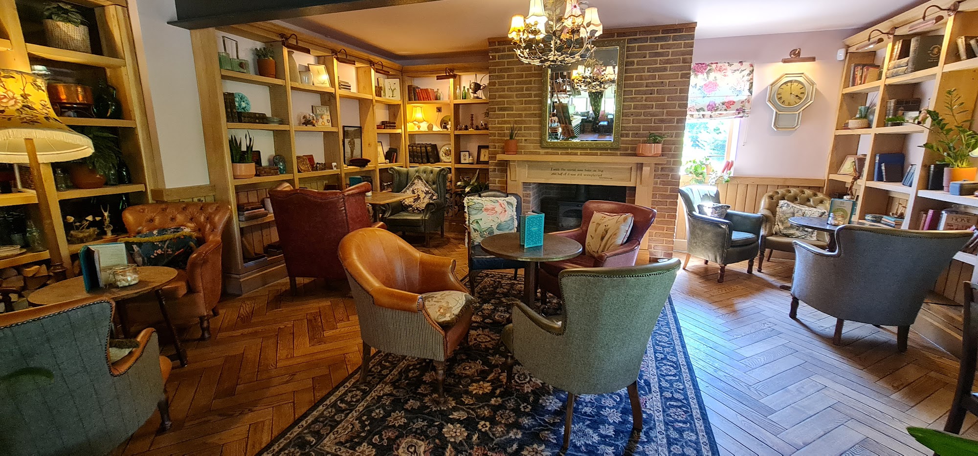 The Frog Pub & Restaurant, Deepcut 1 Mindenhurst, Deepcut Bridge Rd, Camberley