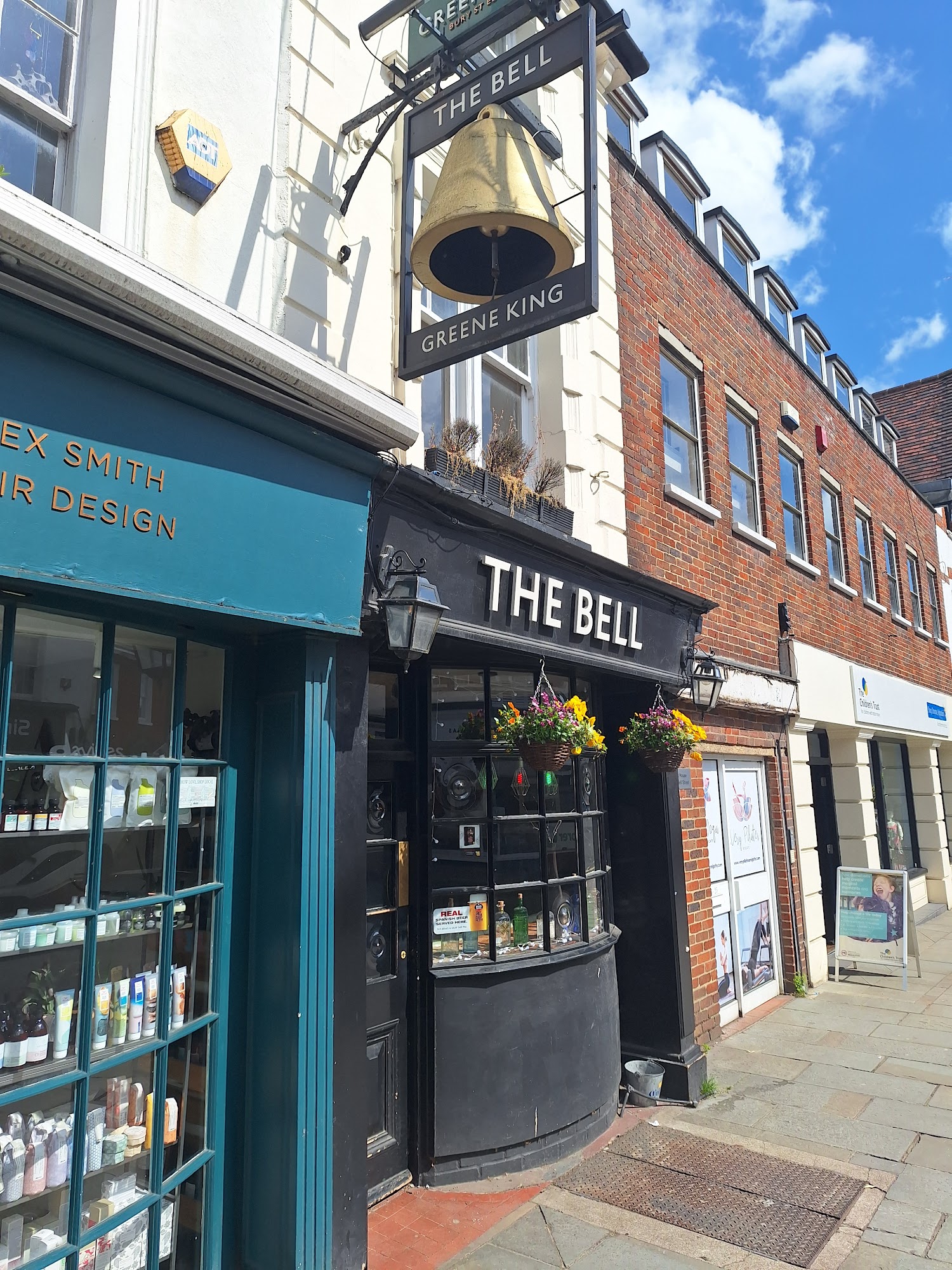 The Bell 21 Bell St, Reigate