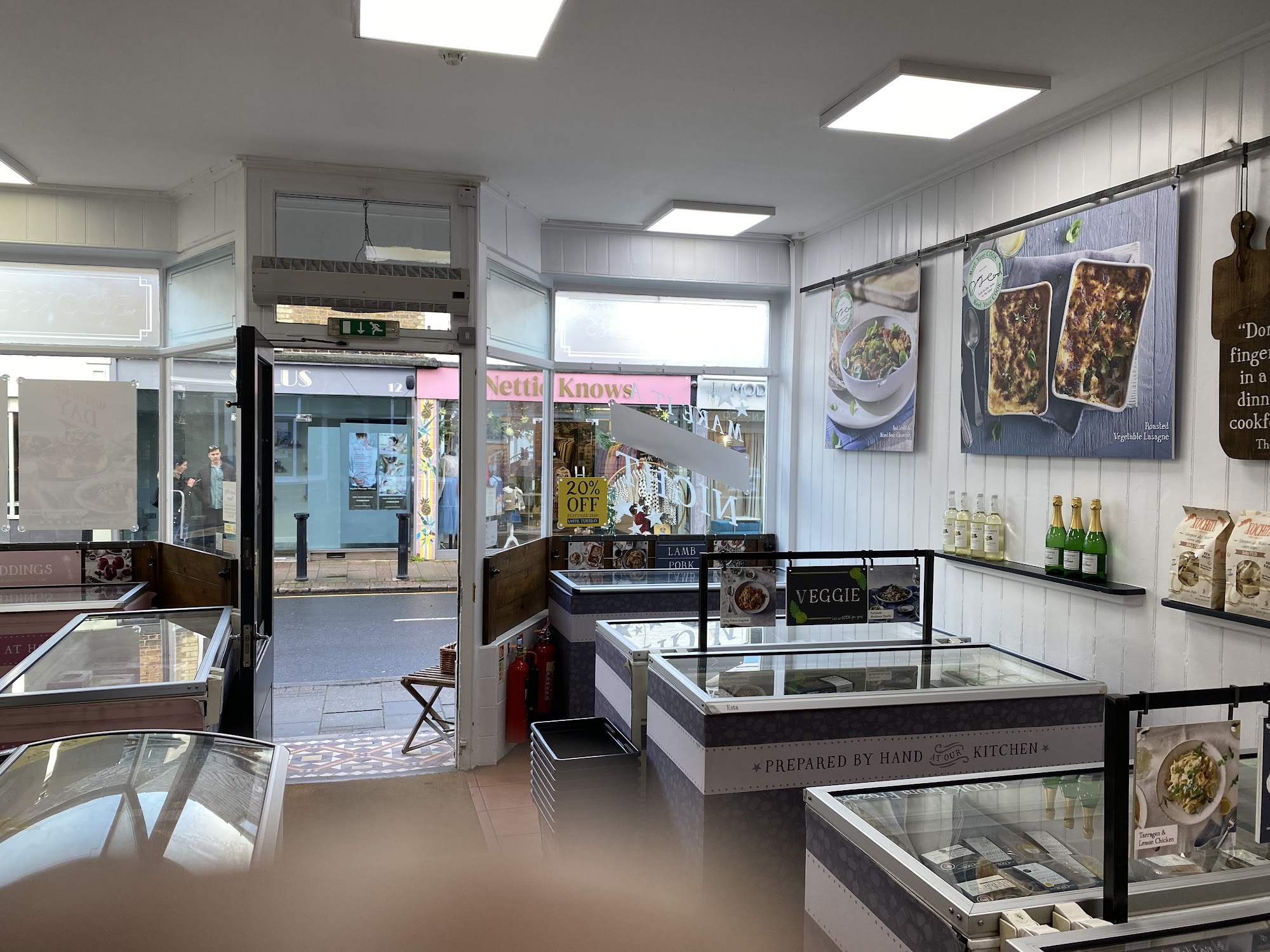 COOK Weybridge 21 Baker St, Weybridge