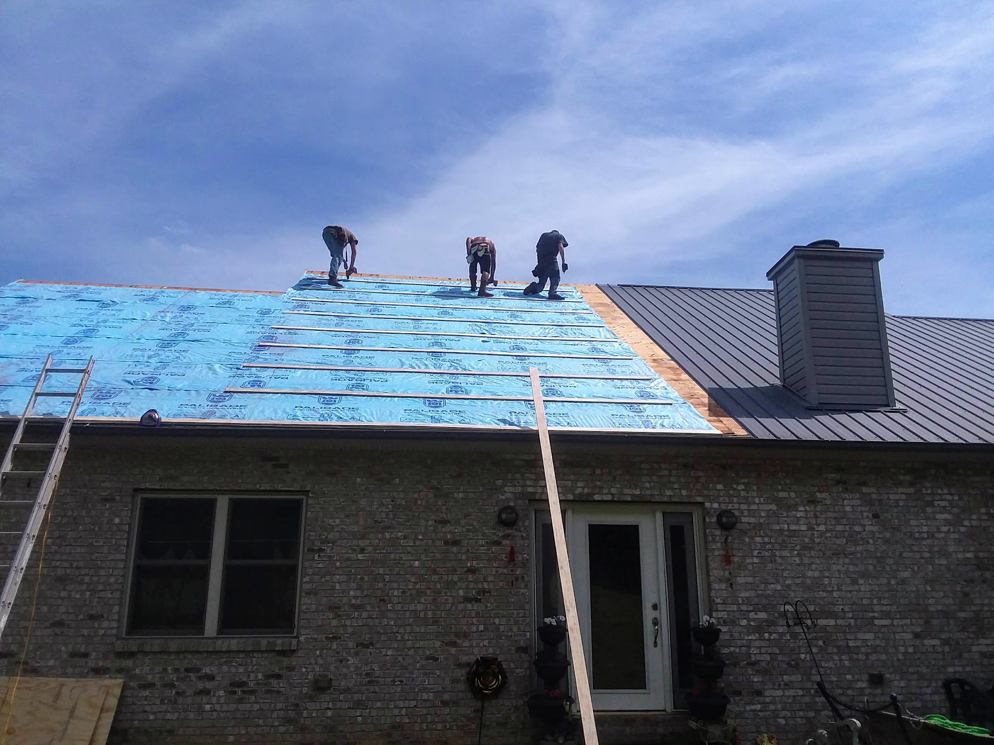 Summers Roofing & Repair 279 Pig Branch Rd, Brush Creek Tennessee 38547