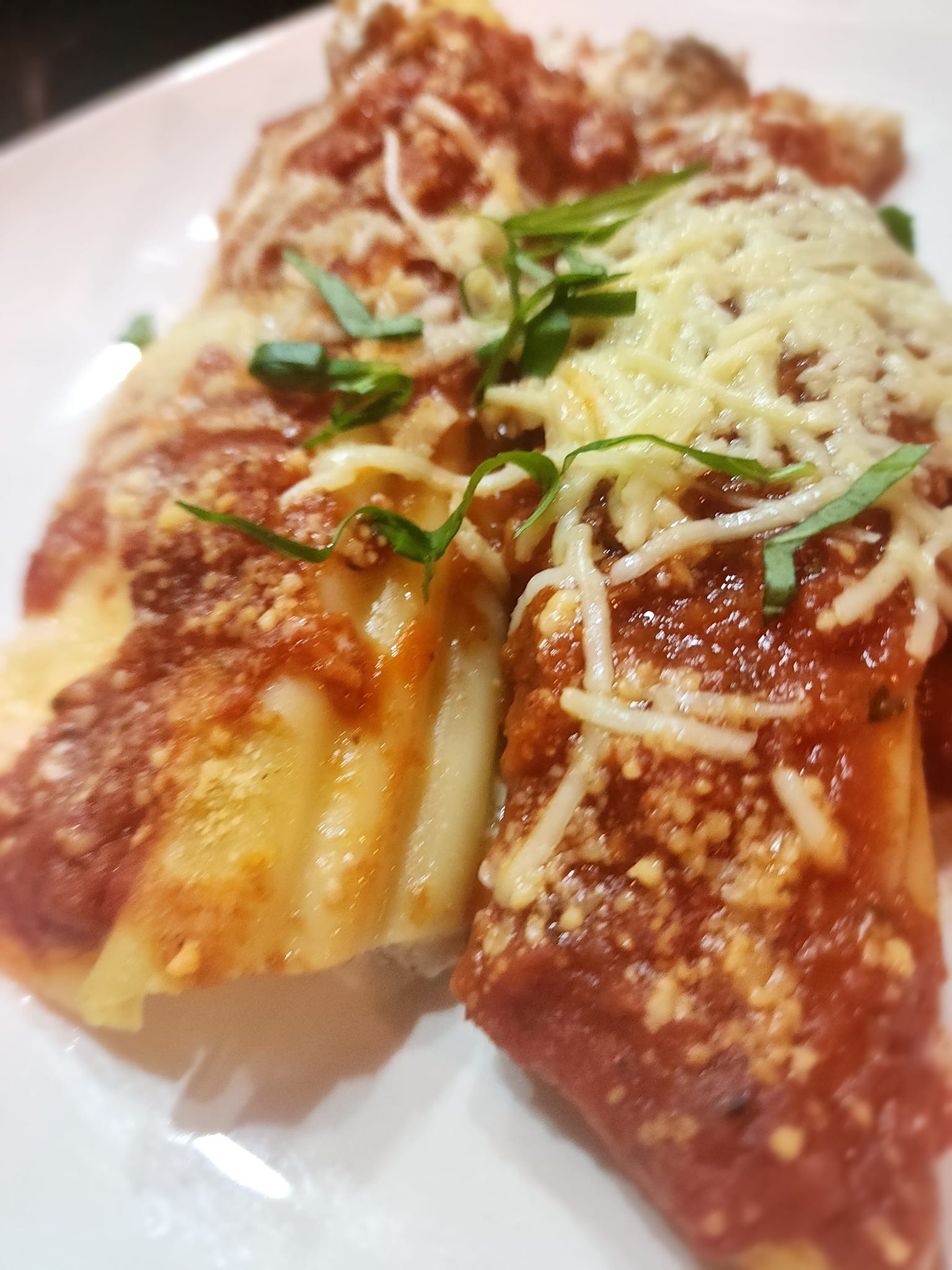 Meo Mio's Sportsman Grill