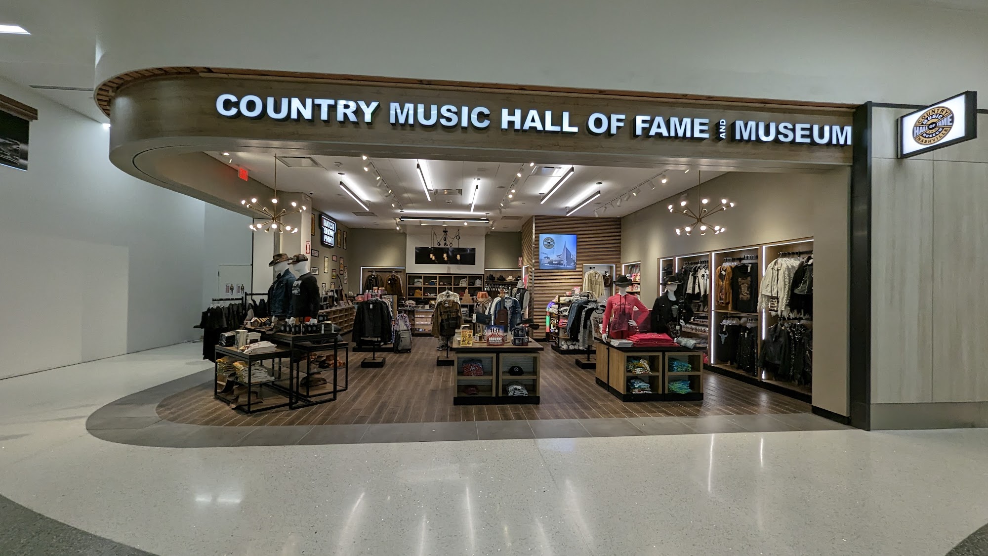 Airport Store - Country Music Hall of Fame and Museum