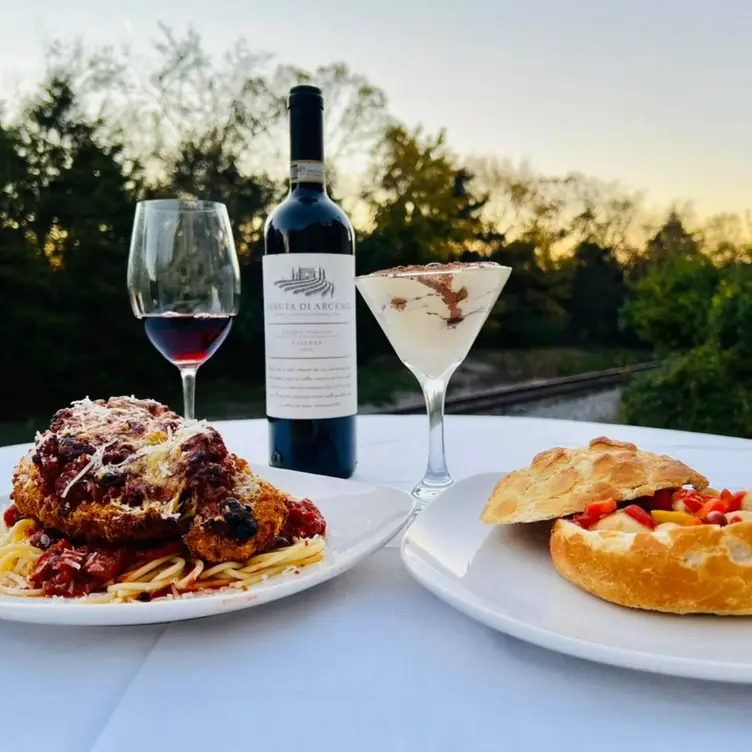 Photo credit: opentable