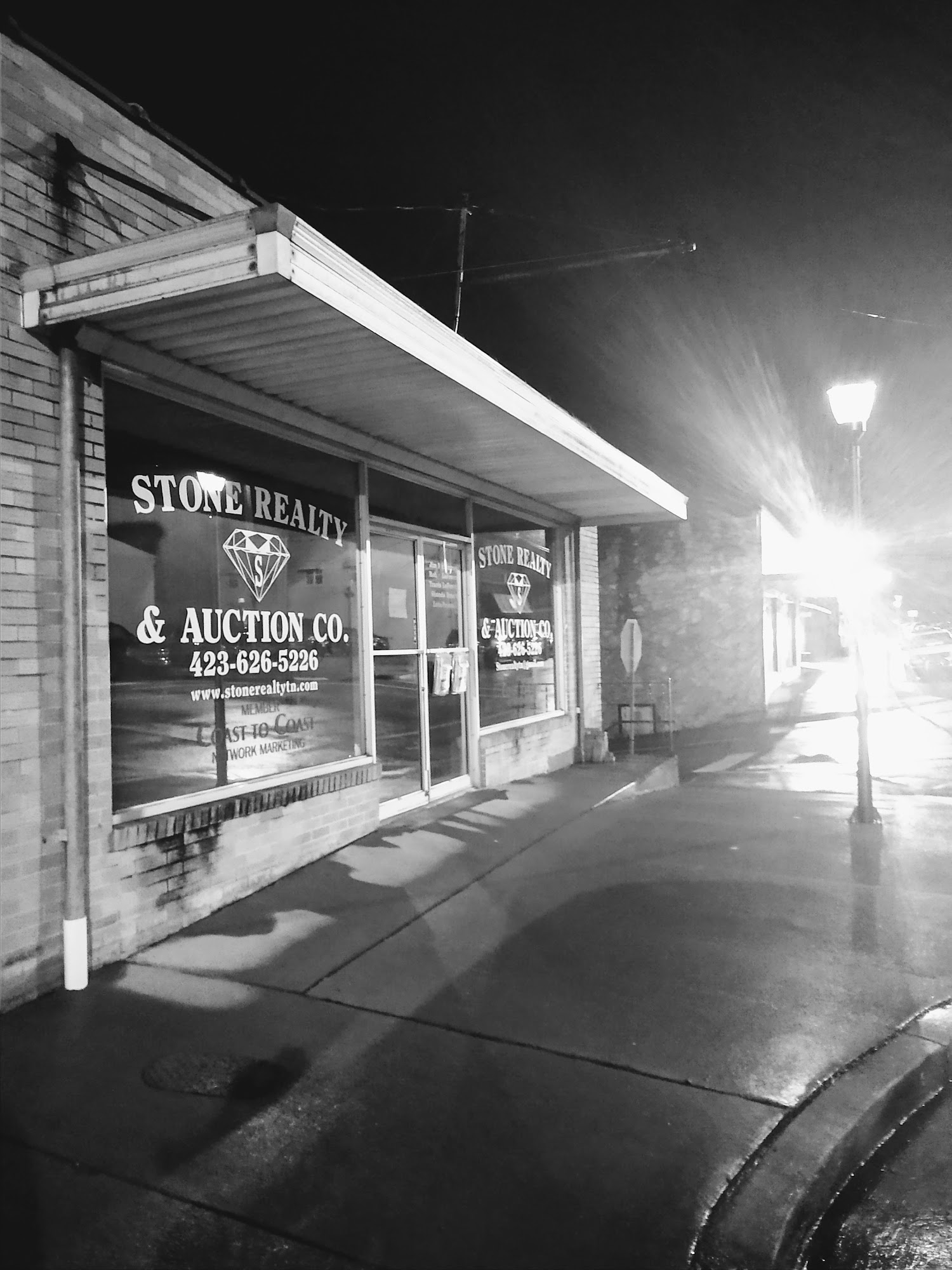 Stone Realty & Auction CO. 1725 Main St, Tazewell Tennessee 37879