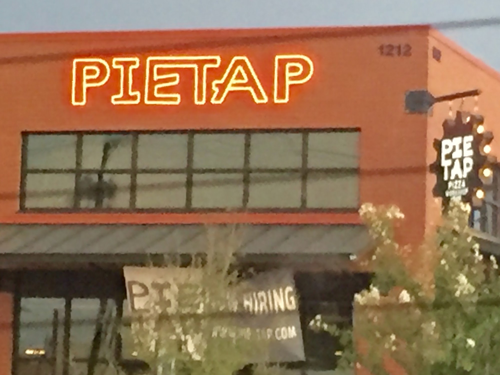 Pie Tap Pizza Workshop + Bar