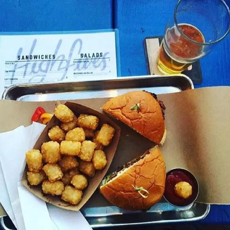 Photo credit: opentable