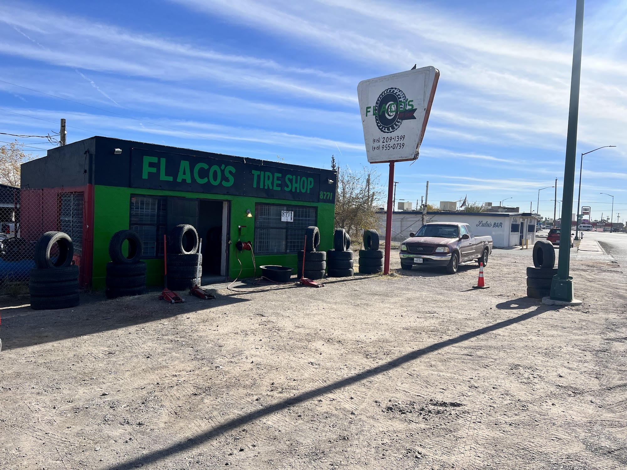 Flaco's tire shop
