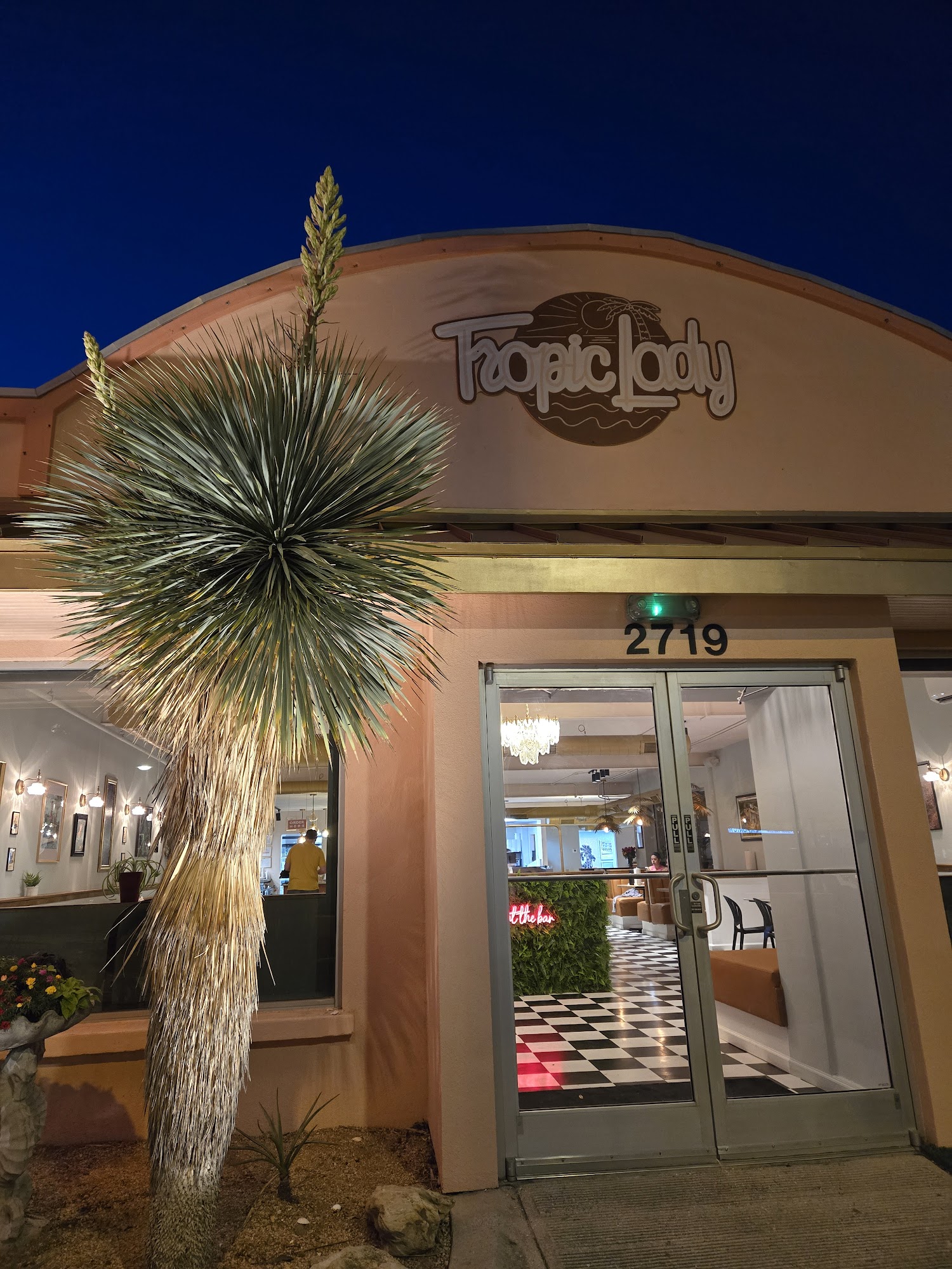Tropic Lady 2719 Race St, Fort Worth, TX 76111