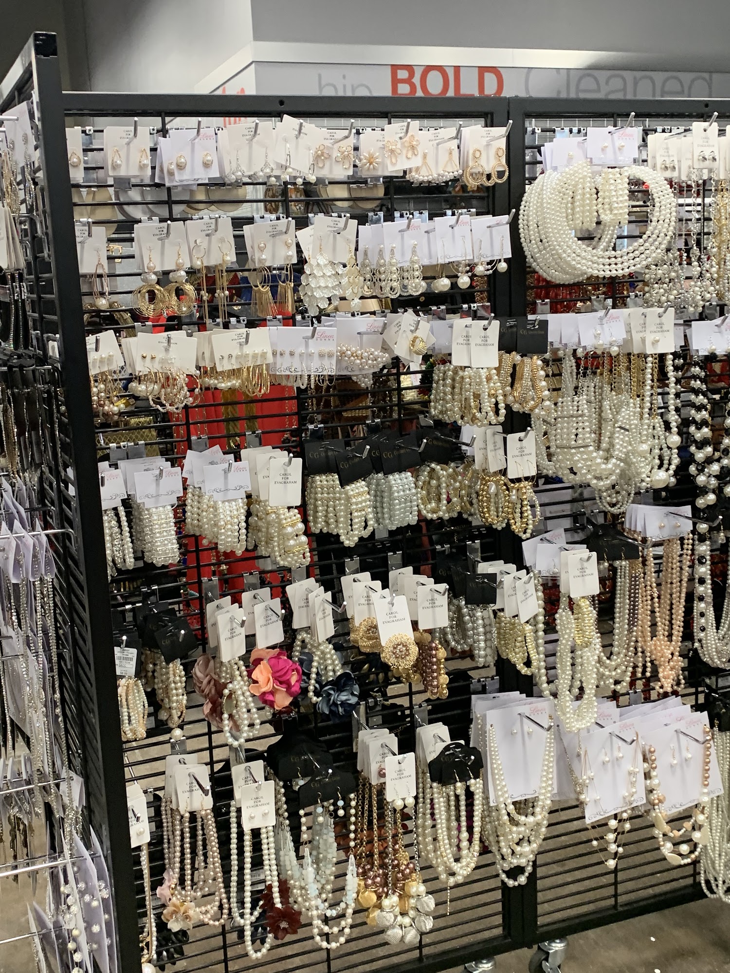 K&G FASHION SUPERSTORE - 8715 W Loop S, Houston TX - Hours, Directions ...