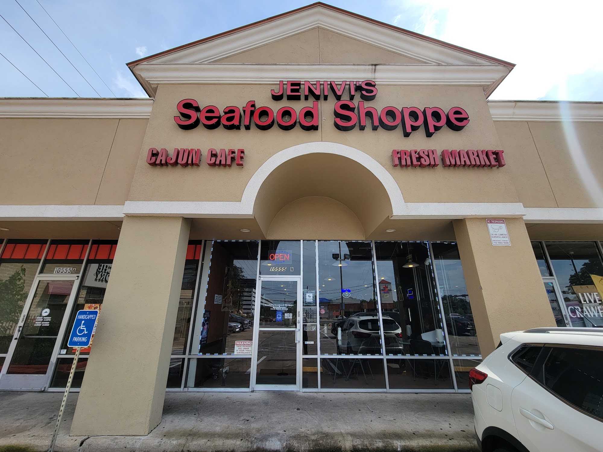Jenivi's Seafood Shoppe & Restaurant