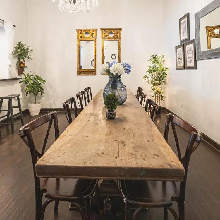 Photo credit: opentable