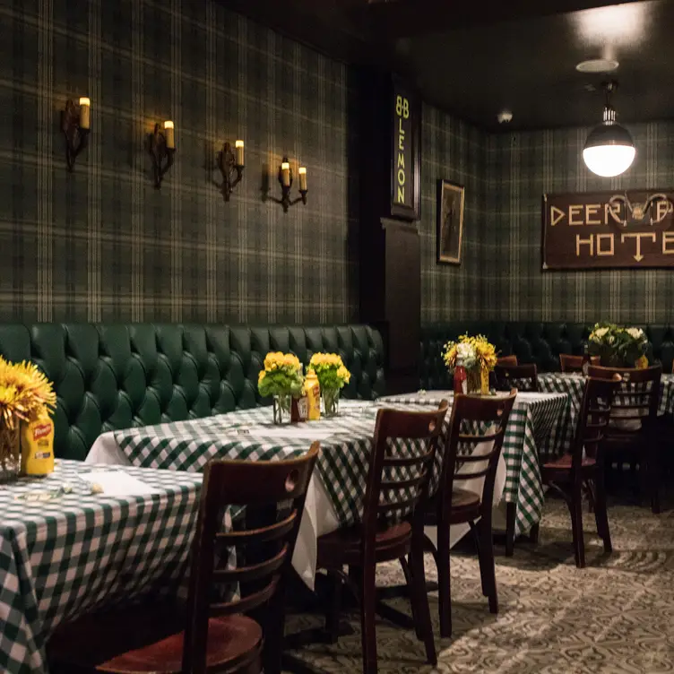 Photo credit: opentable