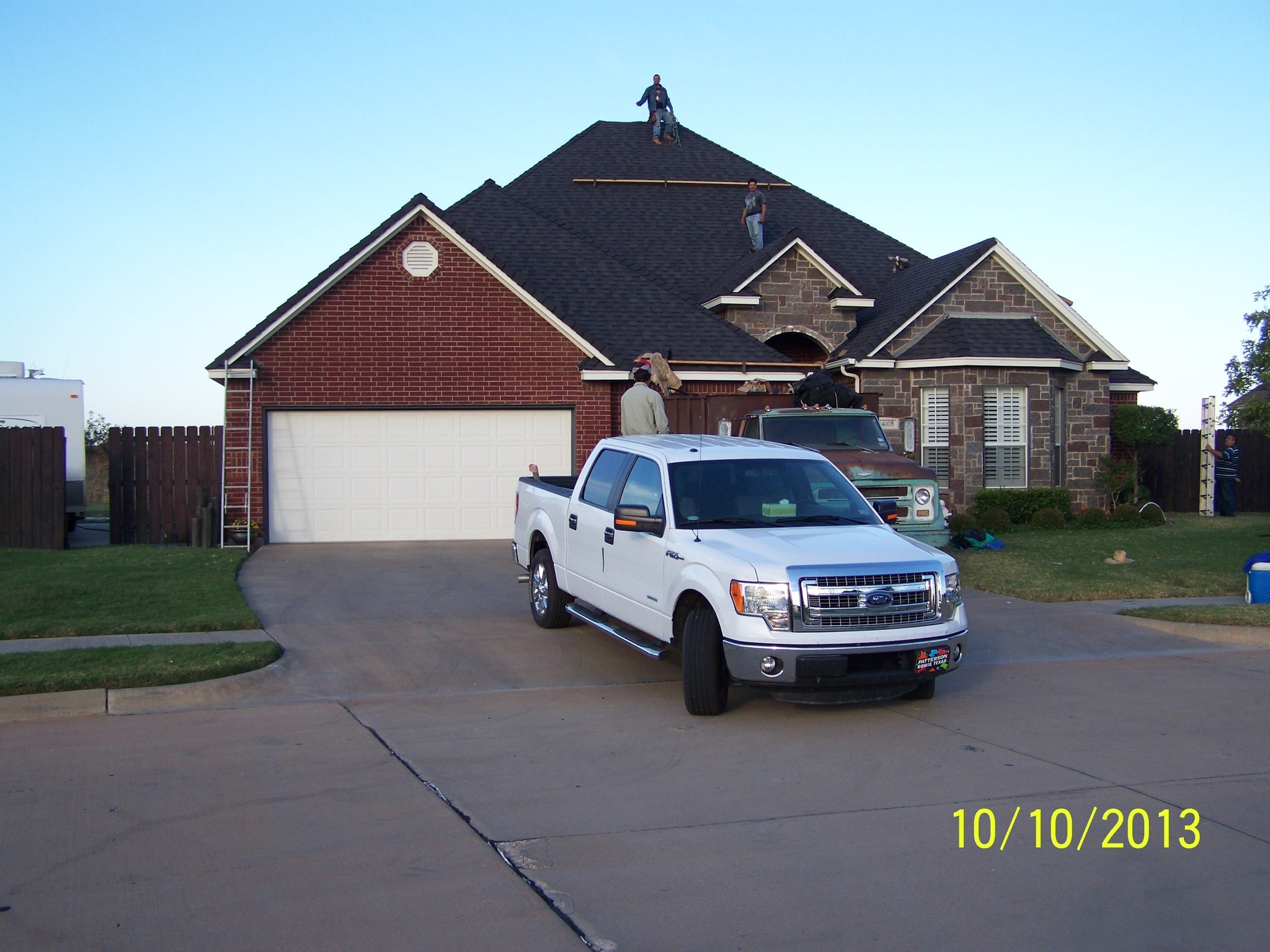 Juan's Gen Construction & Roof 139 Starr Ln, Jacksboro Texas 76458