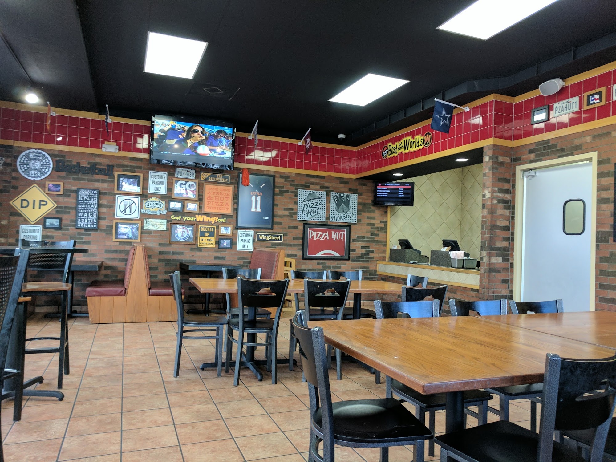 Pizza Hut