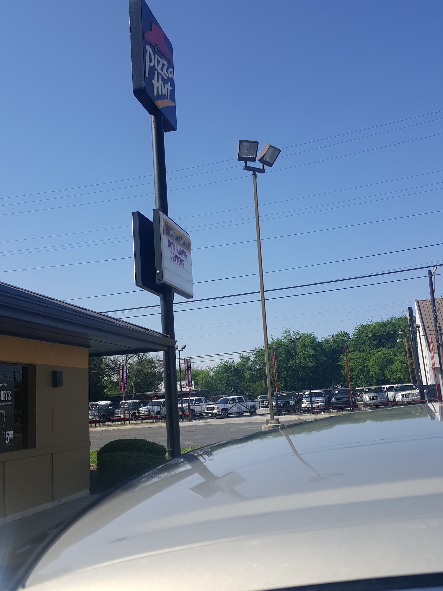 Pizza Hut