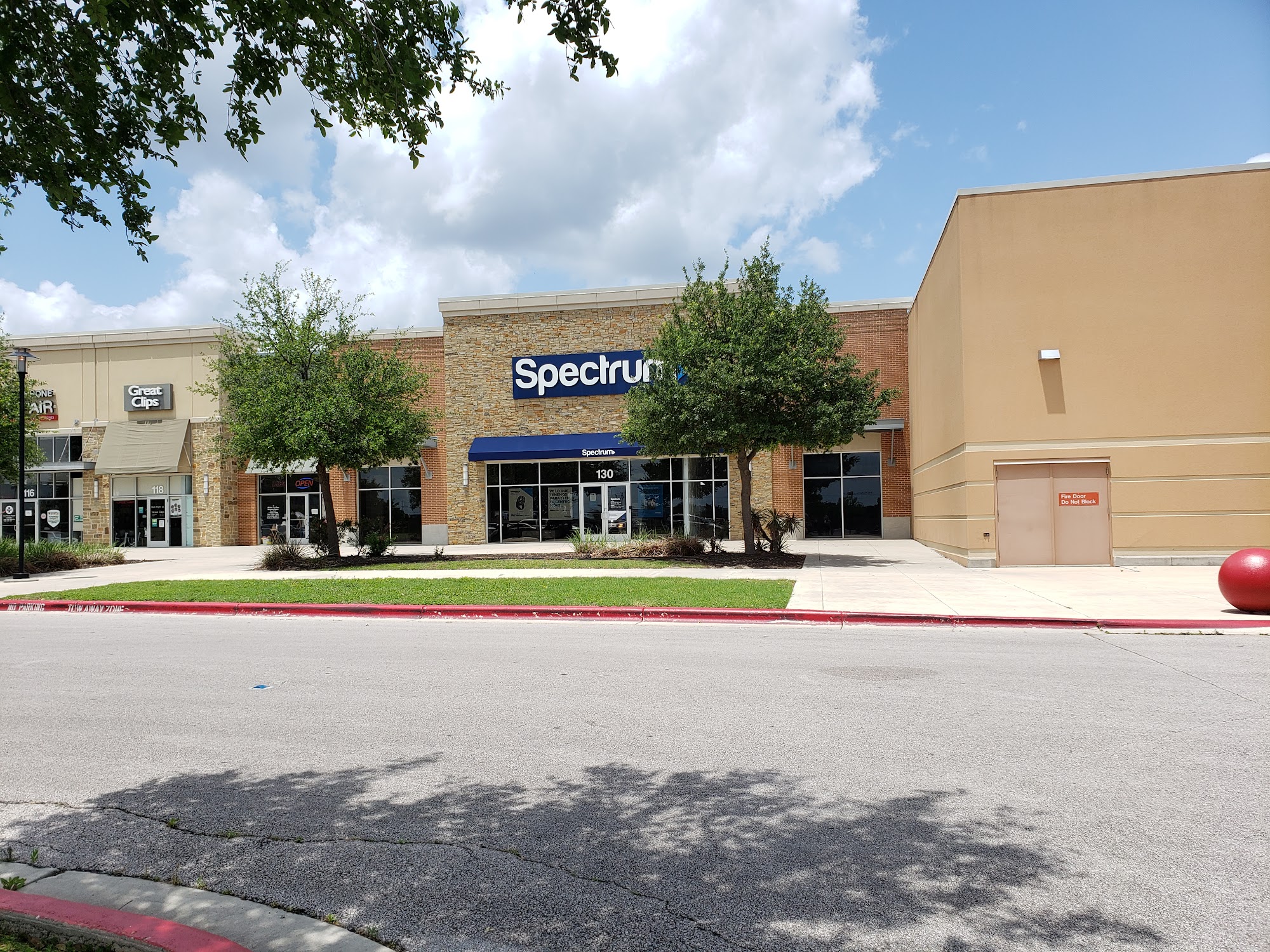SPECTRUM STORE 750 Barnes Dr Ste 130, San Marcos TX Hours