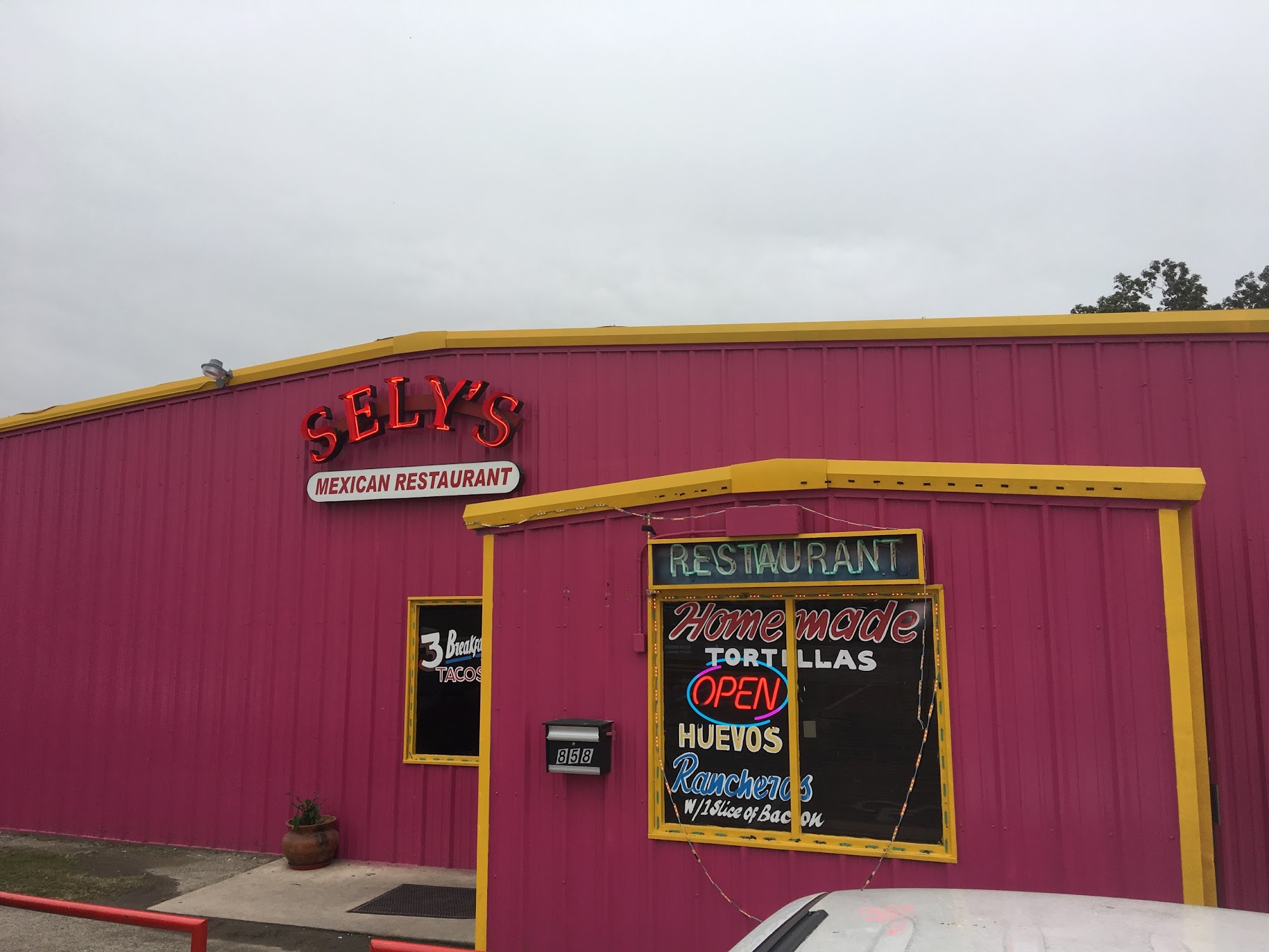 Sely's Mexican Restaurant