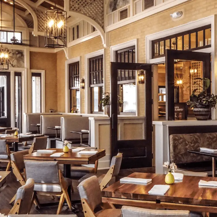 Photo credit: opentable