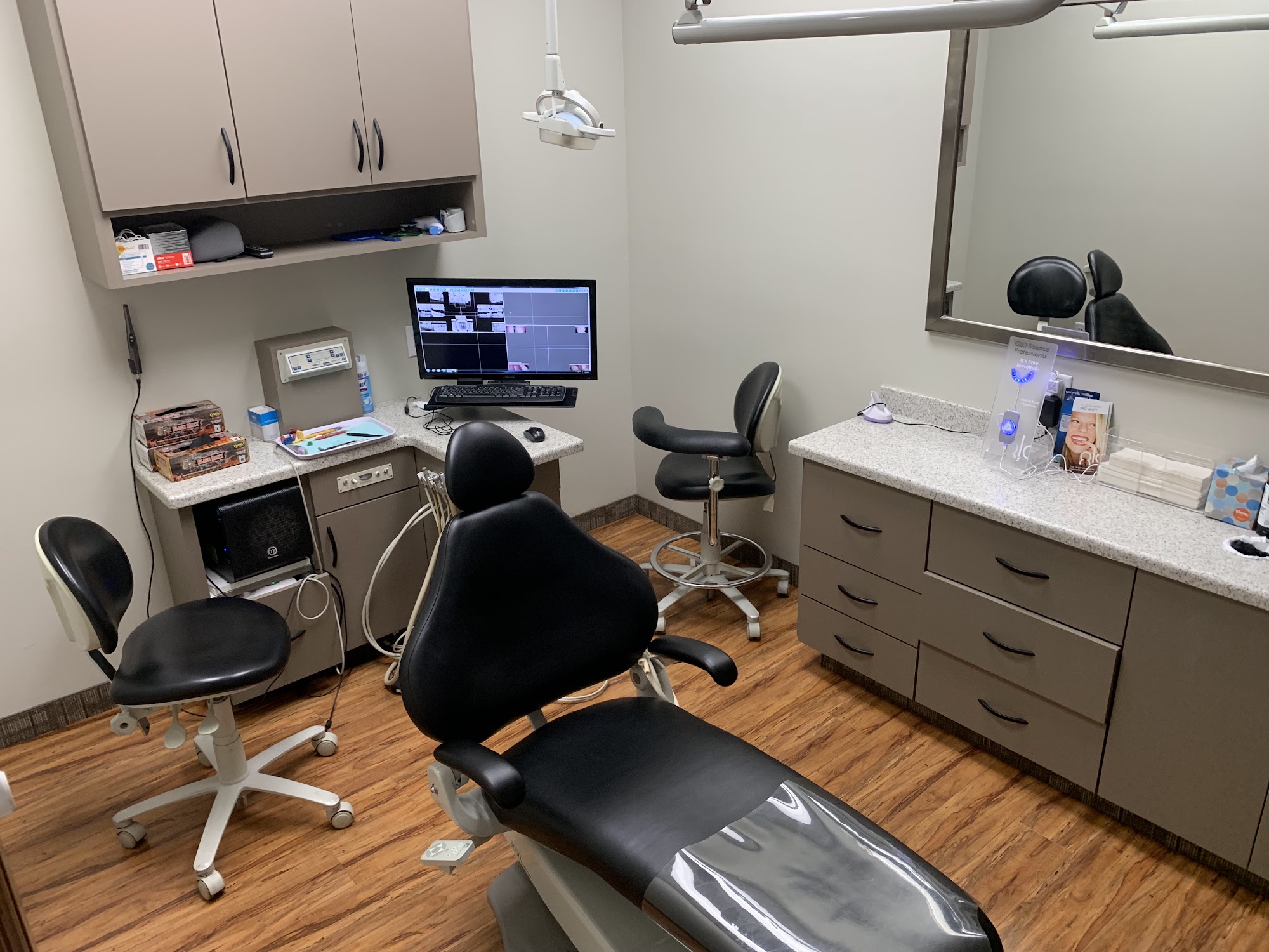 Matthews Implant & Cosmetic Dentistry 62 E Thrive Dr Suite 320, Saratoga Springs Utah 84045