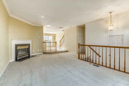 A & B Decorating Inc