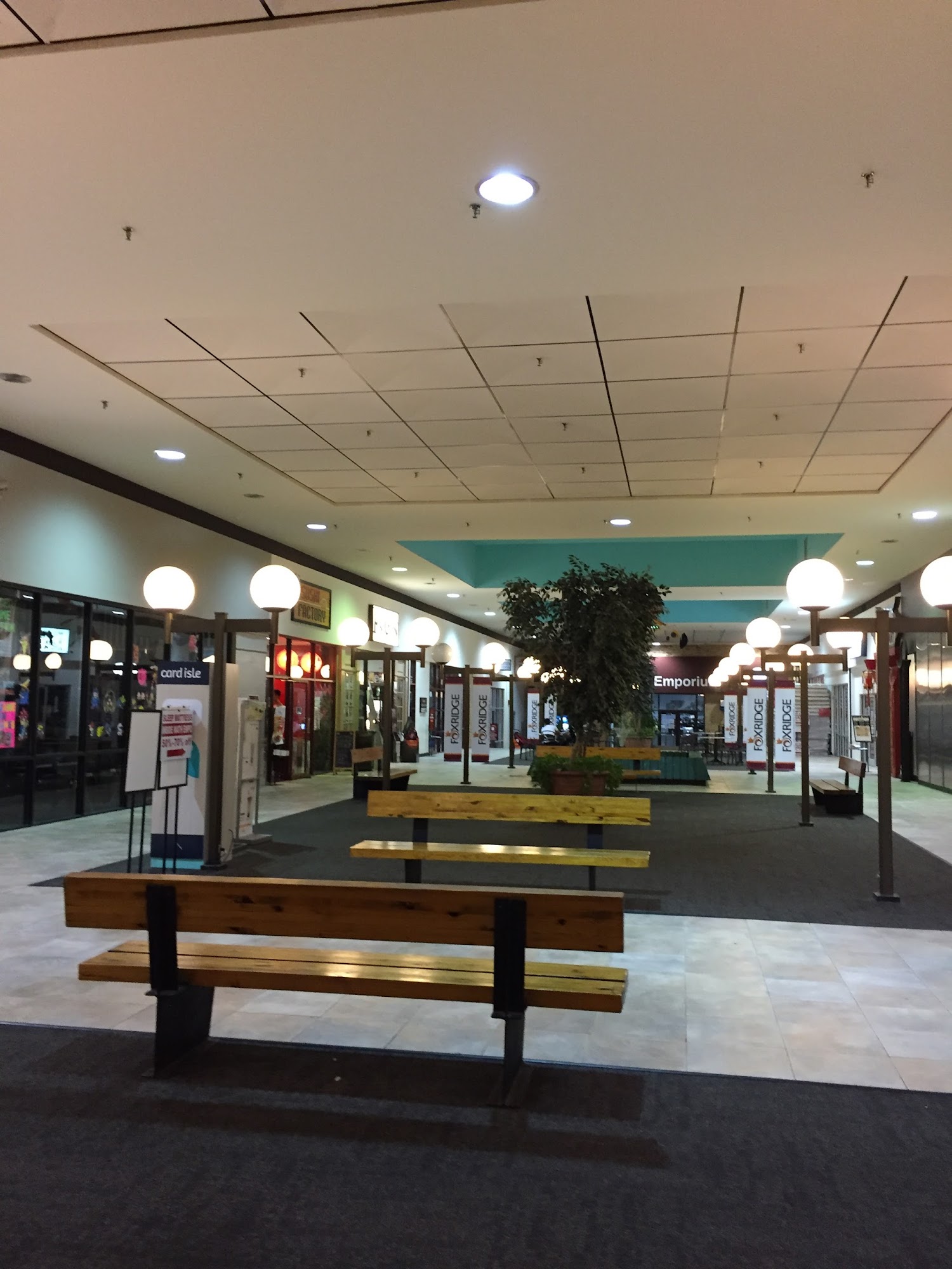 University Mall Shopping Center