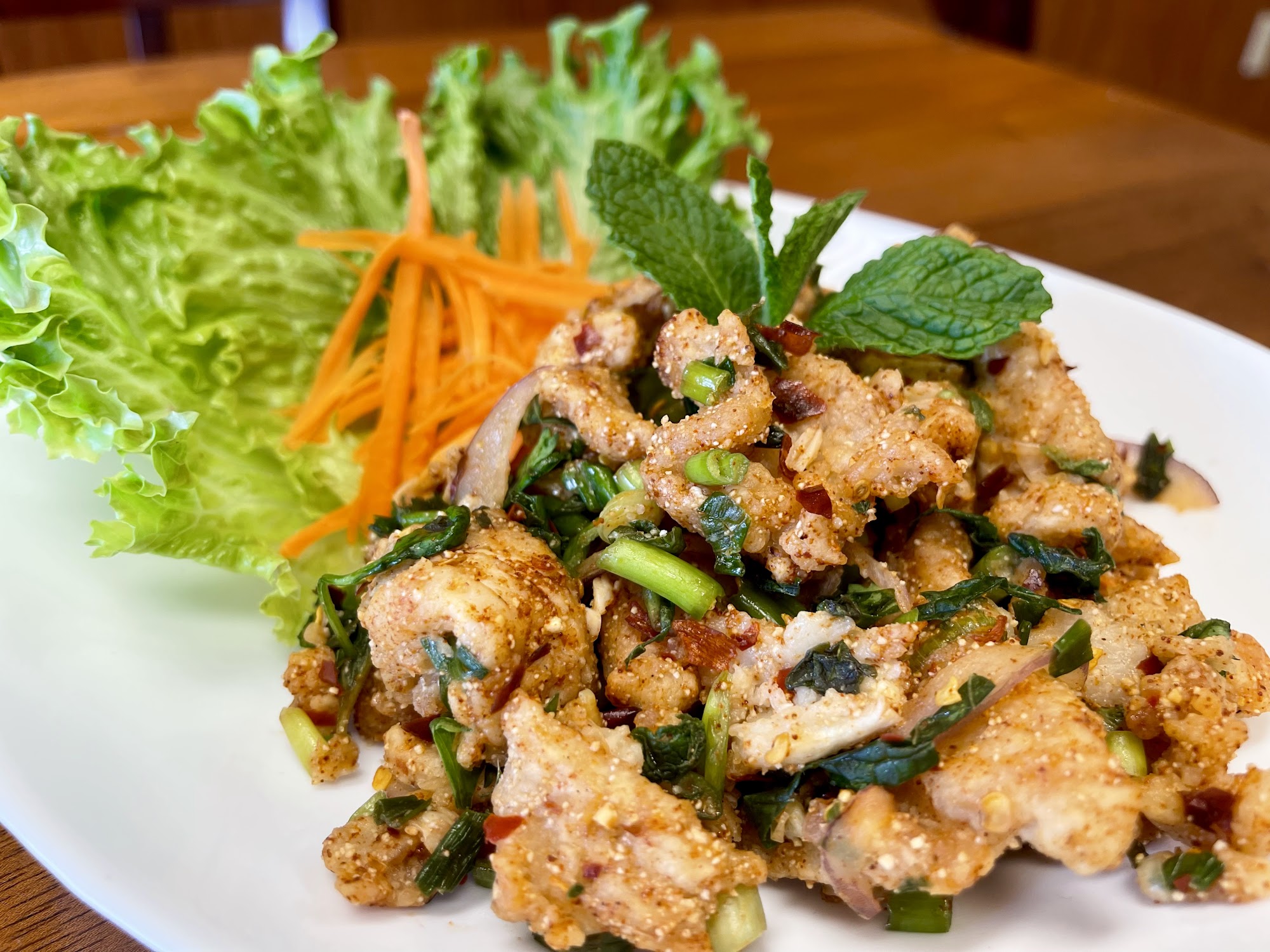 Nakhonthai Cuisine 5983 Cloverdale Rd, Roanoke, VA 24019