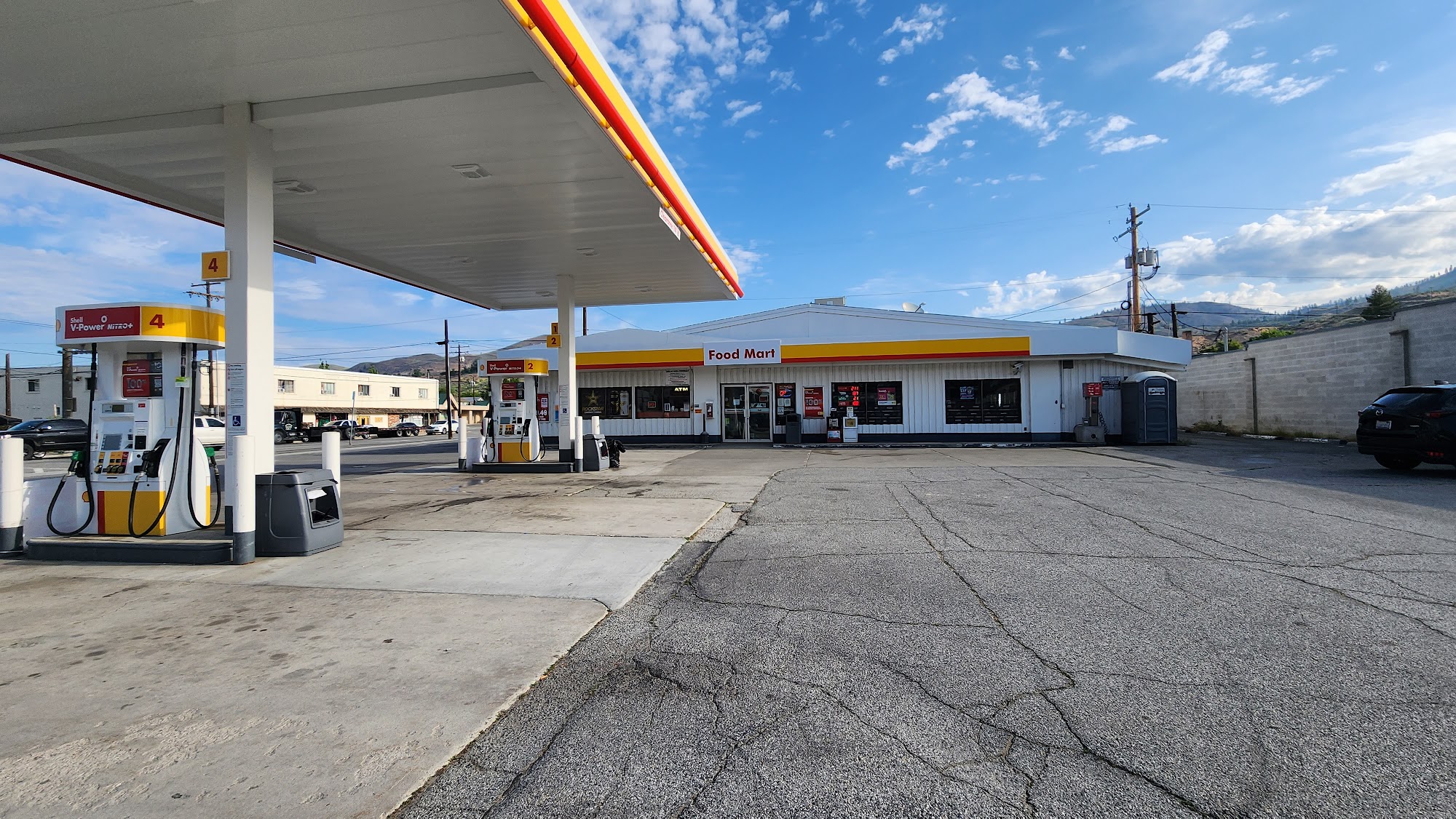 Chelan Shell Food Mart