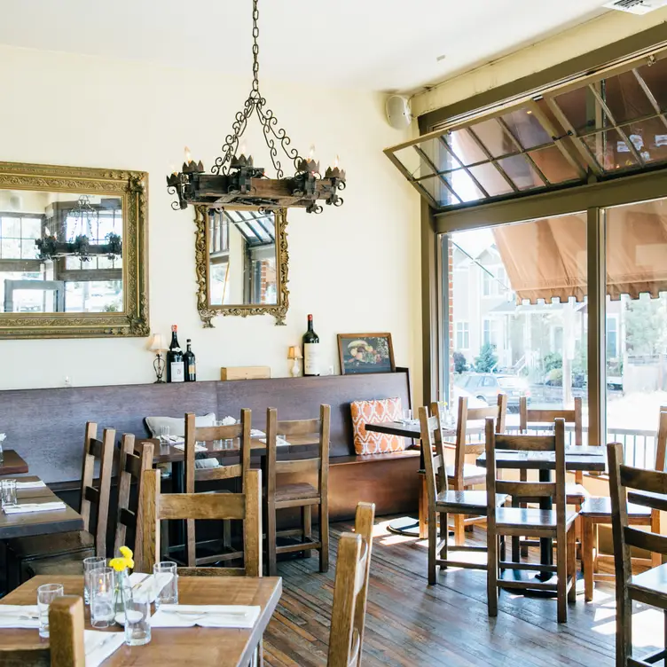 Photo credit: opentable