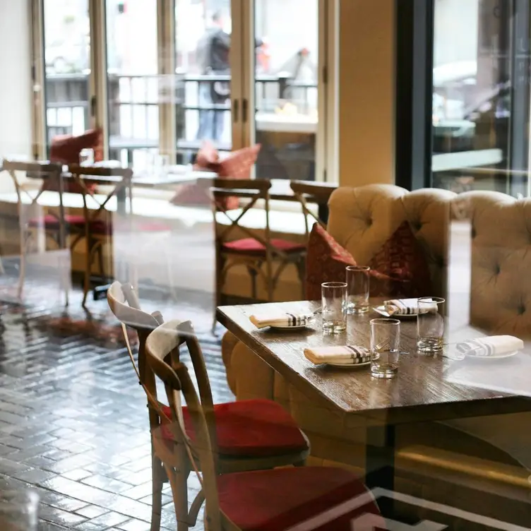 Photo credit: opentable
