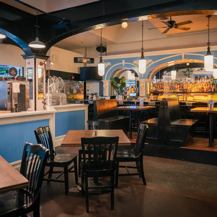 Photo credit: opentable